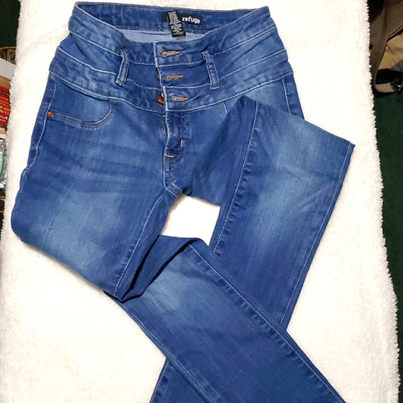 Refuge Jeans - Picture 1 of 2